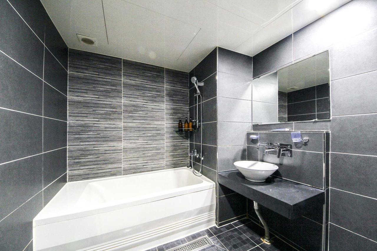 White Hotel Suwon Zewnętrze zdjęcie