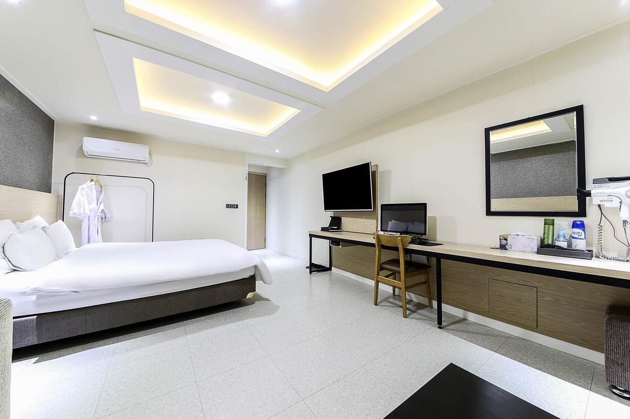 White Hotel Suwon Zewnętrze zdjęcie