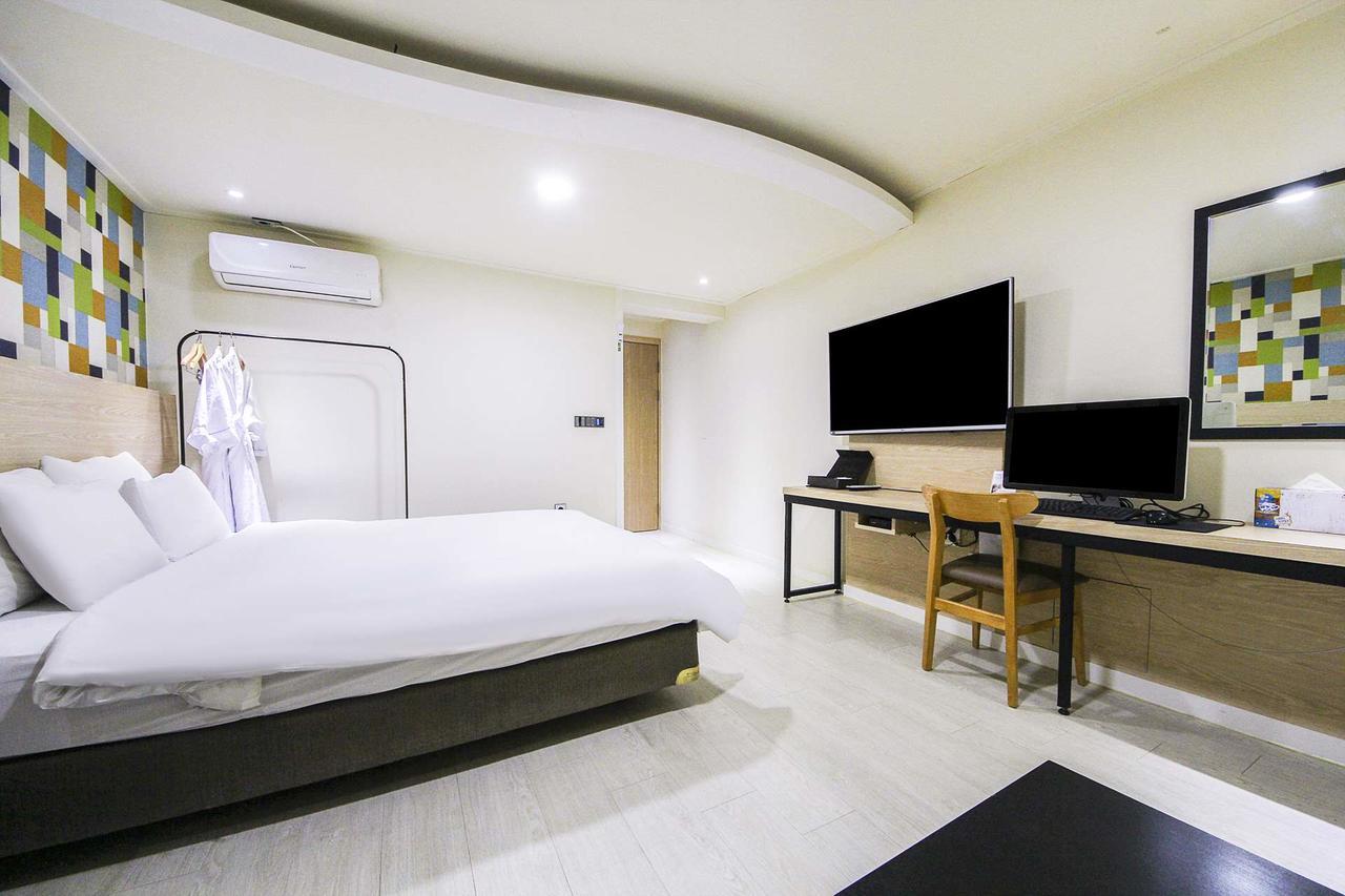White Hotel Suwon Zewnętrze zdjęcie